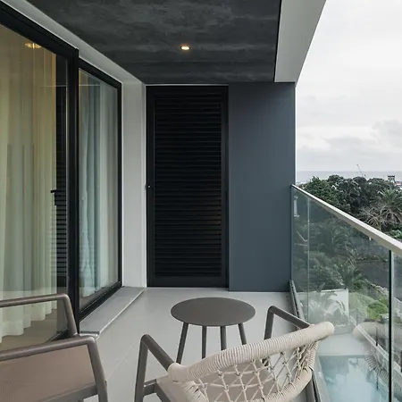 Aparthotel Alto Do