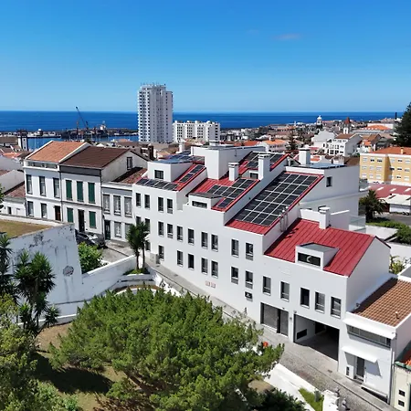 Alto Do Apartahotel 4*